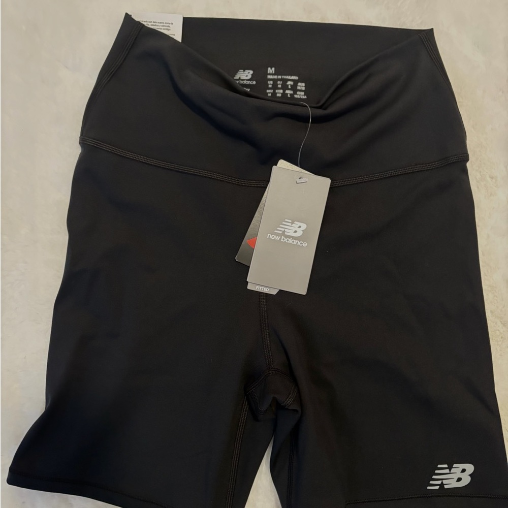 New Balance Harmony High Rise Short 6"